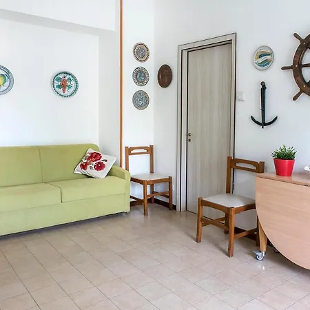 M345 - Marcelli, Delizioso Trilocale Con Giardino *